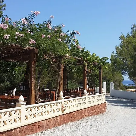 Restaurante Pou Des Lleo Gæstehus Sant Carles de Peralta